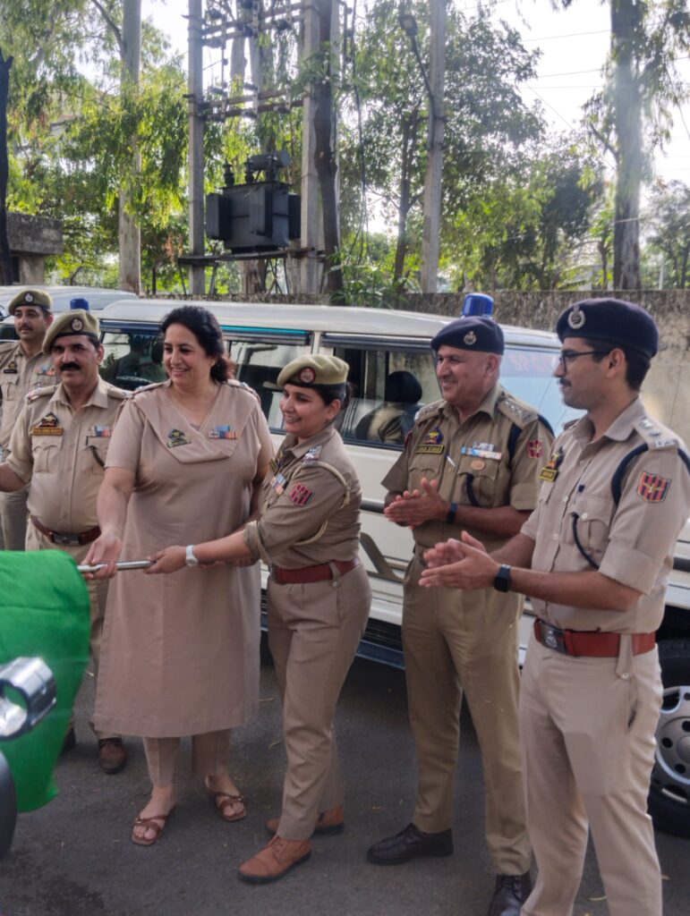 Inauguration of Pink Patrol Unit in Jammu by JKP